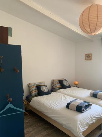 Maison De Vacances Pour 6 Personnes Au Coeur Du Gers 雷克图尔 外观 照片
